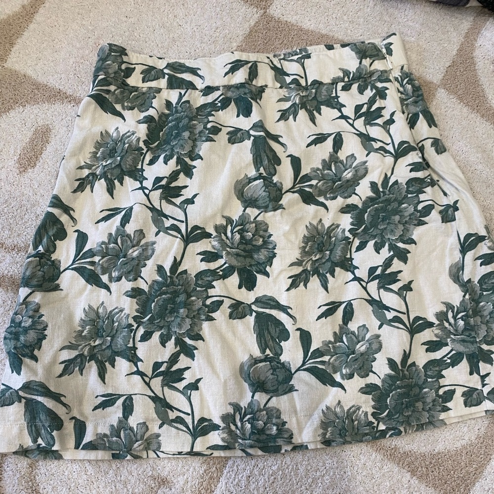 Abercrombie green white floral skirt with matching top